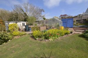 Photo 16- click for photo gallery